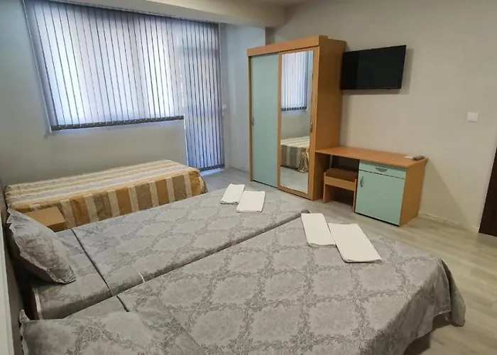 нашата къща 